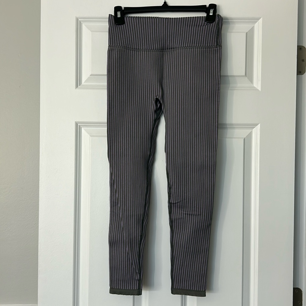 BNWOT fabletics Leggings